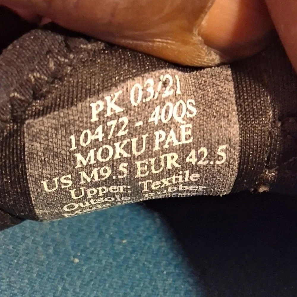 OluKai Moku Pae Mens 9.5 Trench Blue Mesh Boat Shoes 10472-40QS